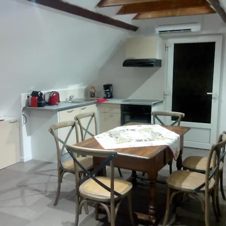 Apartment Lumineux F3 Avec Piscine Et Exterieur